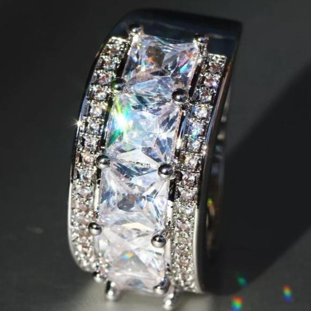 NEW 8.7 CT 925 Sterling Silver Engagement Ring - Picture 2 of 4